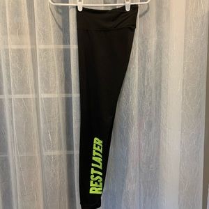 Old navy mid waisted leggings